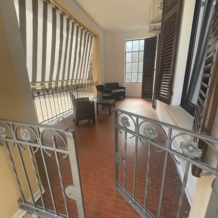 La Casa Nel Viale Apartment Асти Екстериор снимка