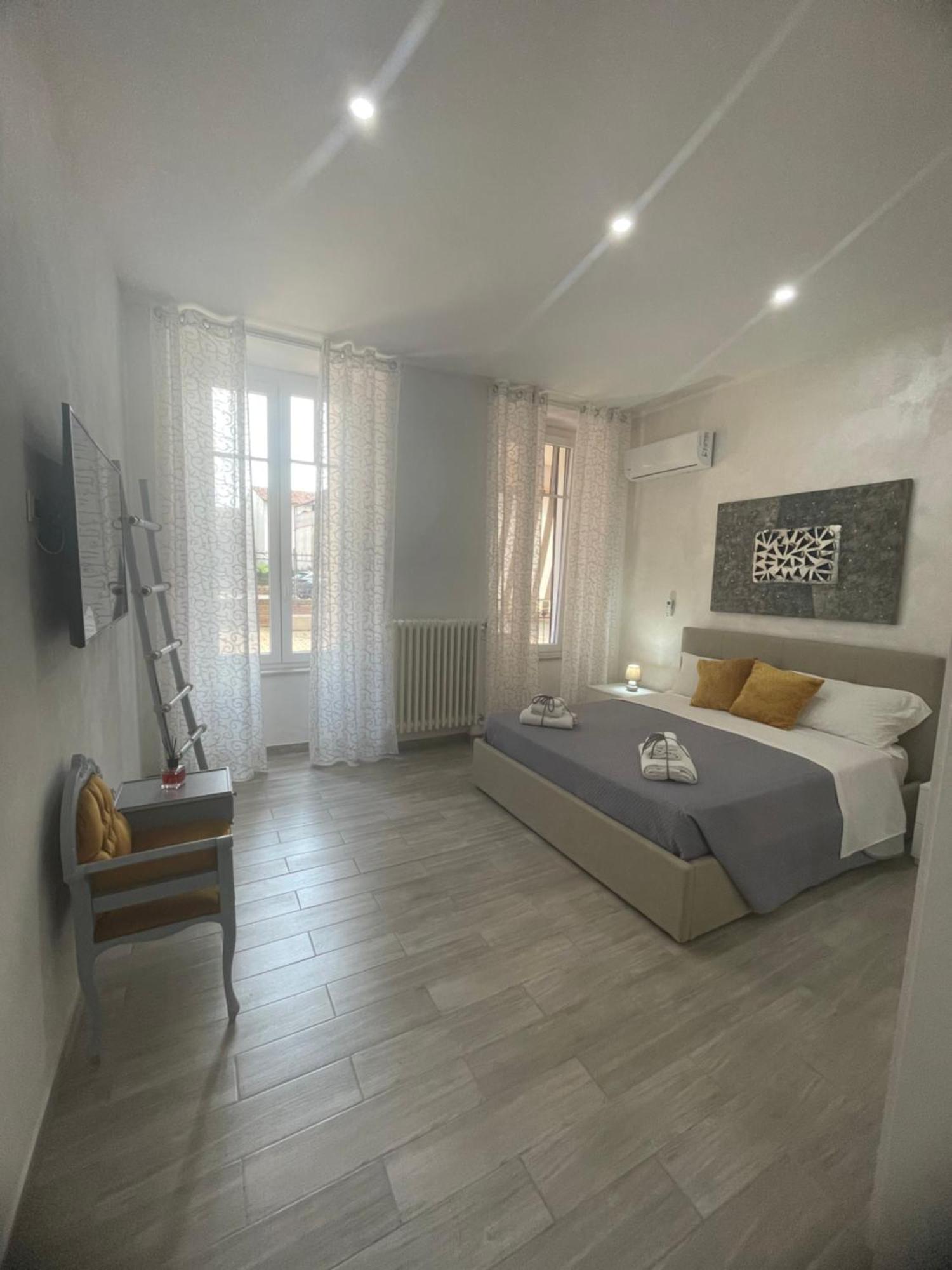 La Casa Nel Viale Apartment Асти Екстериор снимка